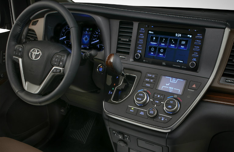2018 toyota sienna xle awd